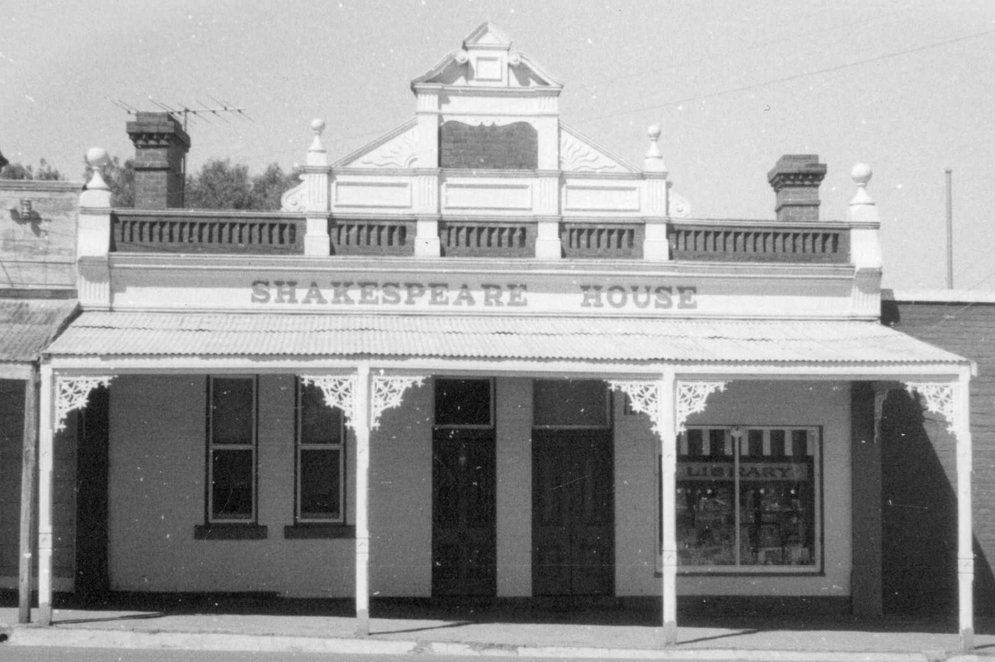 Shakespeare House, 1907