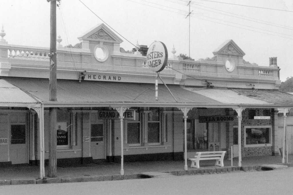 Grand Hotel & Shops, 1888